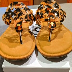 Report Genie Sandal/Flip Flop